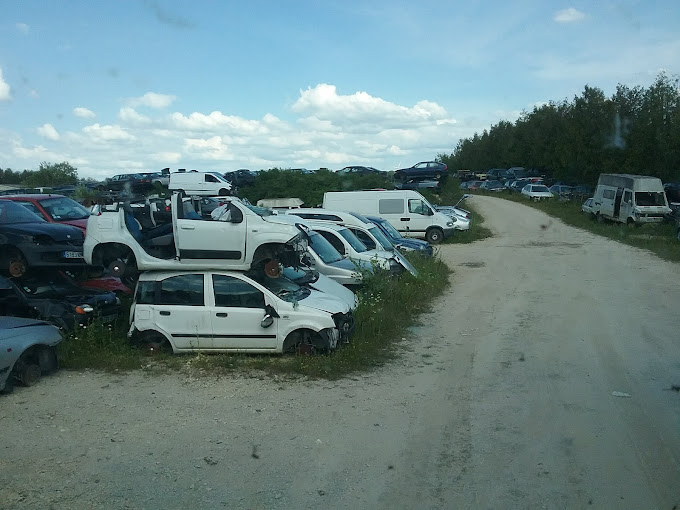 Aperçu des activités de la casse automobile TEN CAR située à COURTENOT (10260)